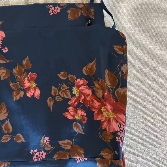 Reformation Frankie Silk Maxi Dress Sz6 Core Navy Red Floral Holiday Cocktail - Picture 5 of 9